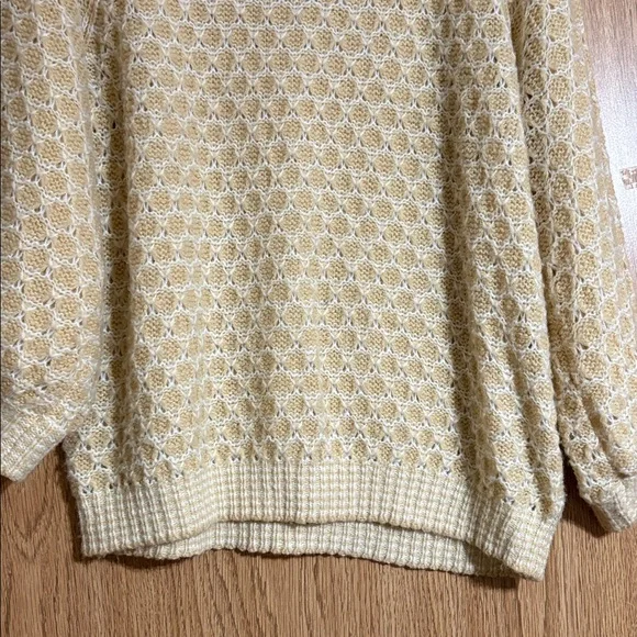Lilly Pulitzer Cream Knit Sweater - Picture 5 of 7